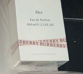 Burberry her perfume