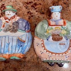 Vintage Italian Hand Painted Ceramic Wall Hanging Of Cooks