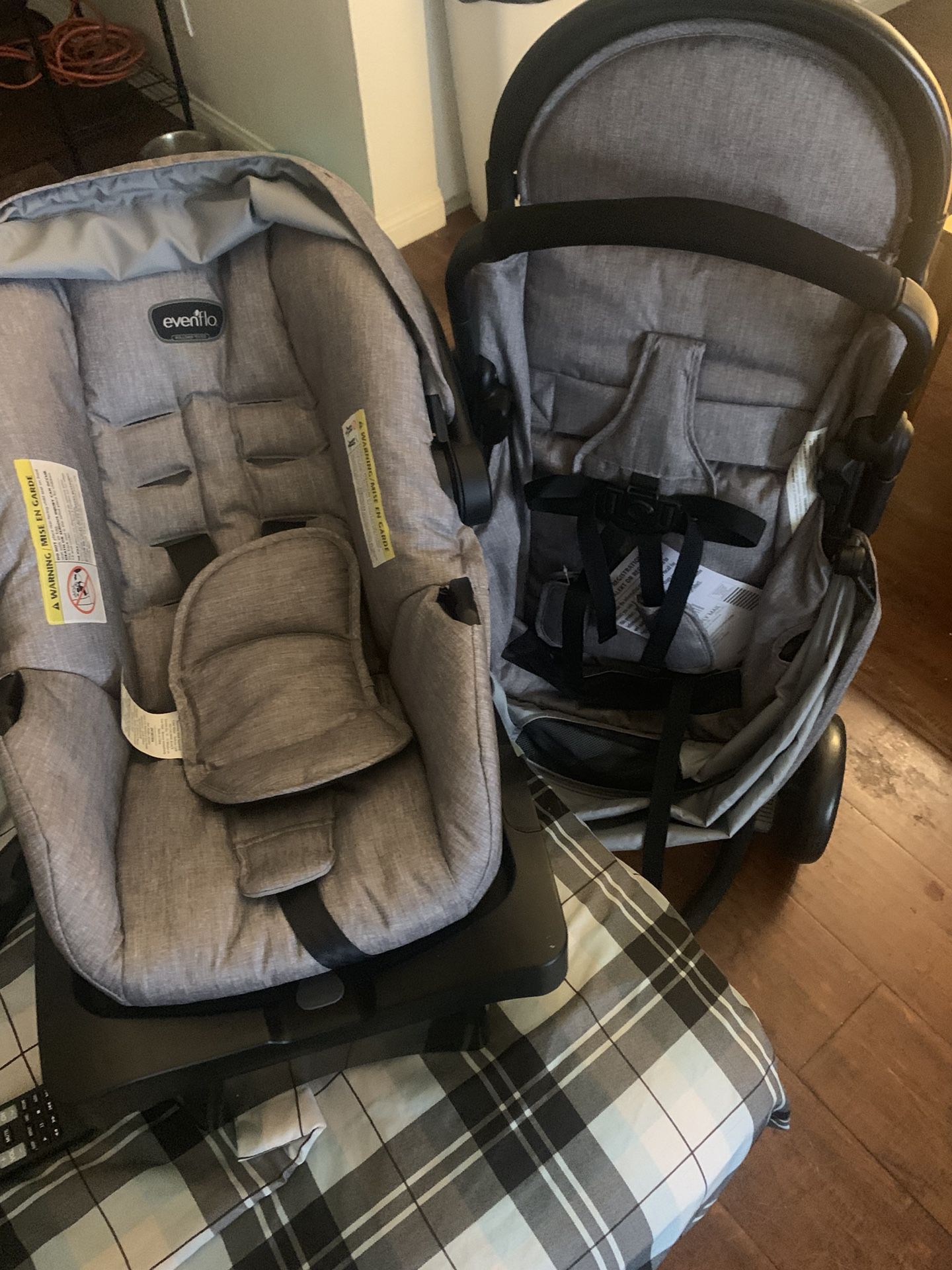 Never used Even flo stroller with infant car seat