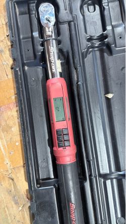 Digital wrench torque