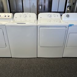 New GE Washer and Dryer Set 