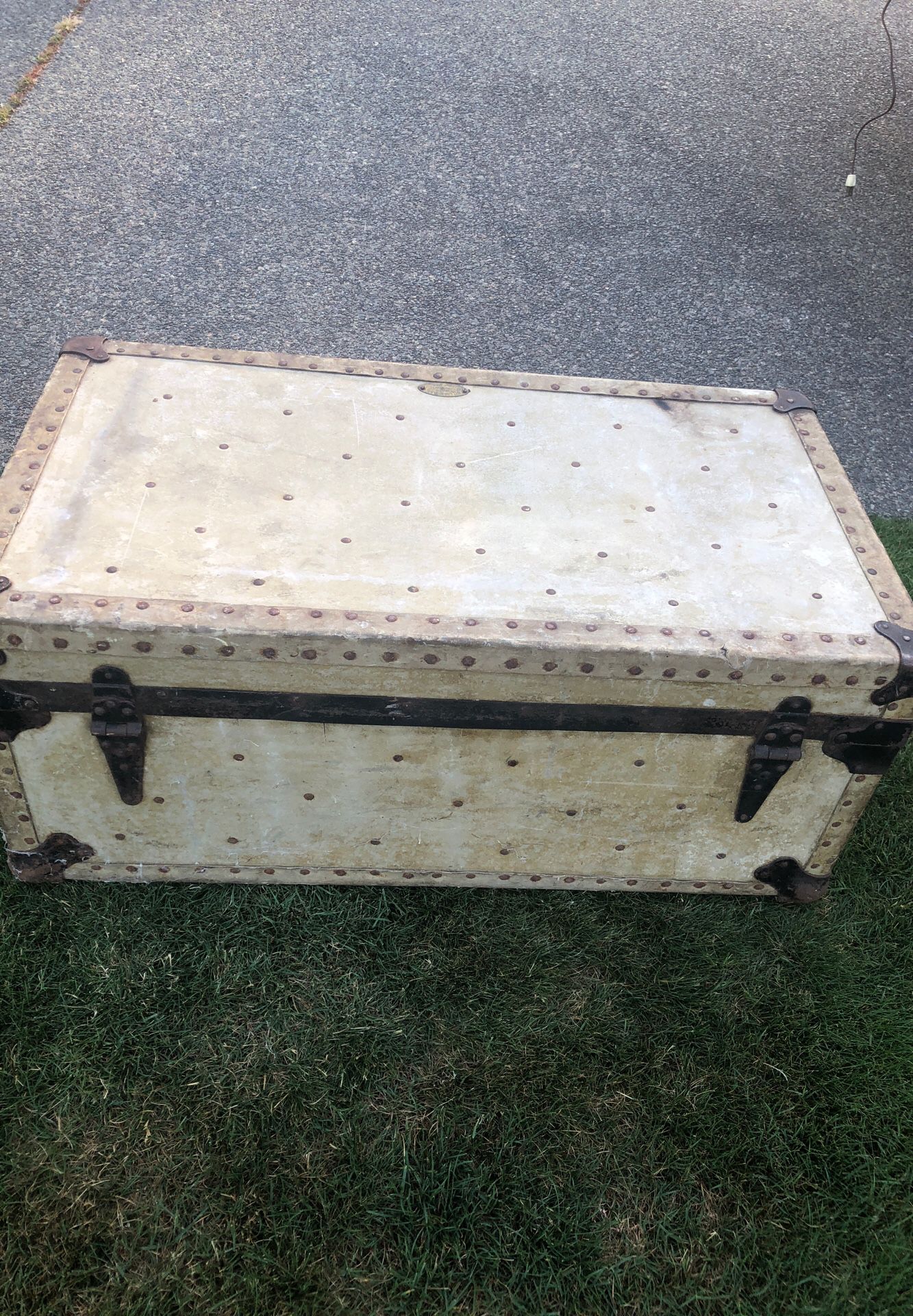 Vintage 1917 William Bal WW1 chest, travel trunk foot locker, super rare  highly collectible. for Sale in Gig Harbor, WA - OfferUp