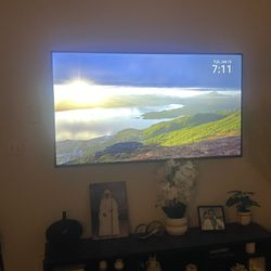 75 Inch Smart TV