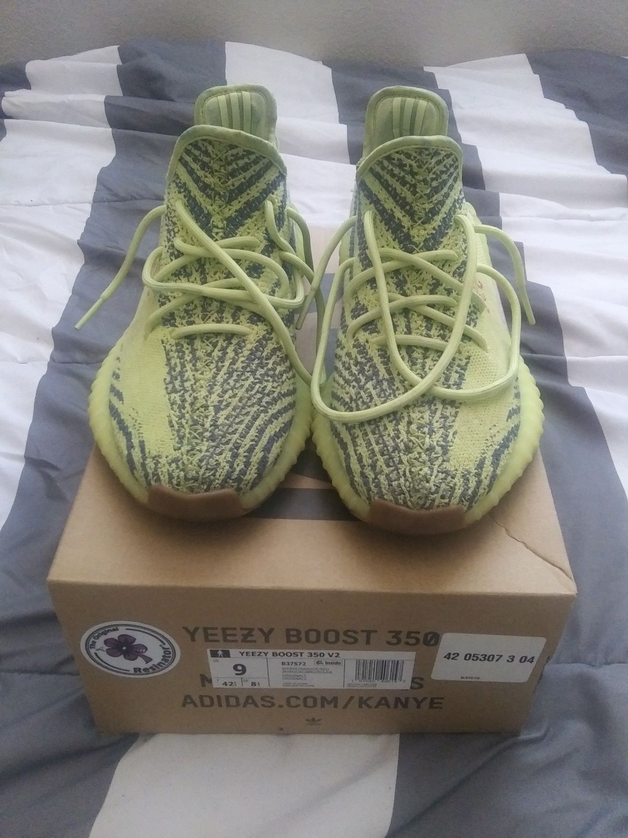 Adidas Yeezy Boost 350 Semi Frozen Yellow Size 9