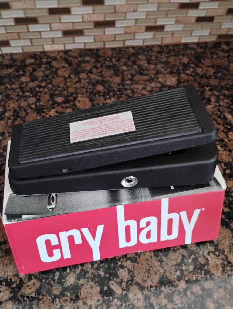 Cry Baby Wah Pedal Model GCB95