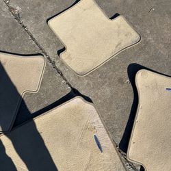 Biege Mercedes Floor Mats 