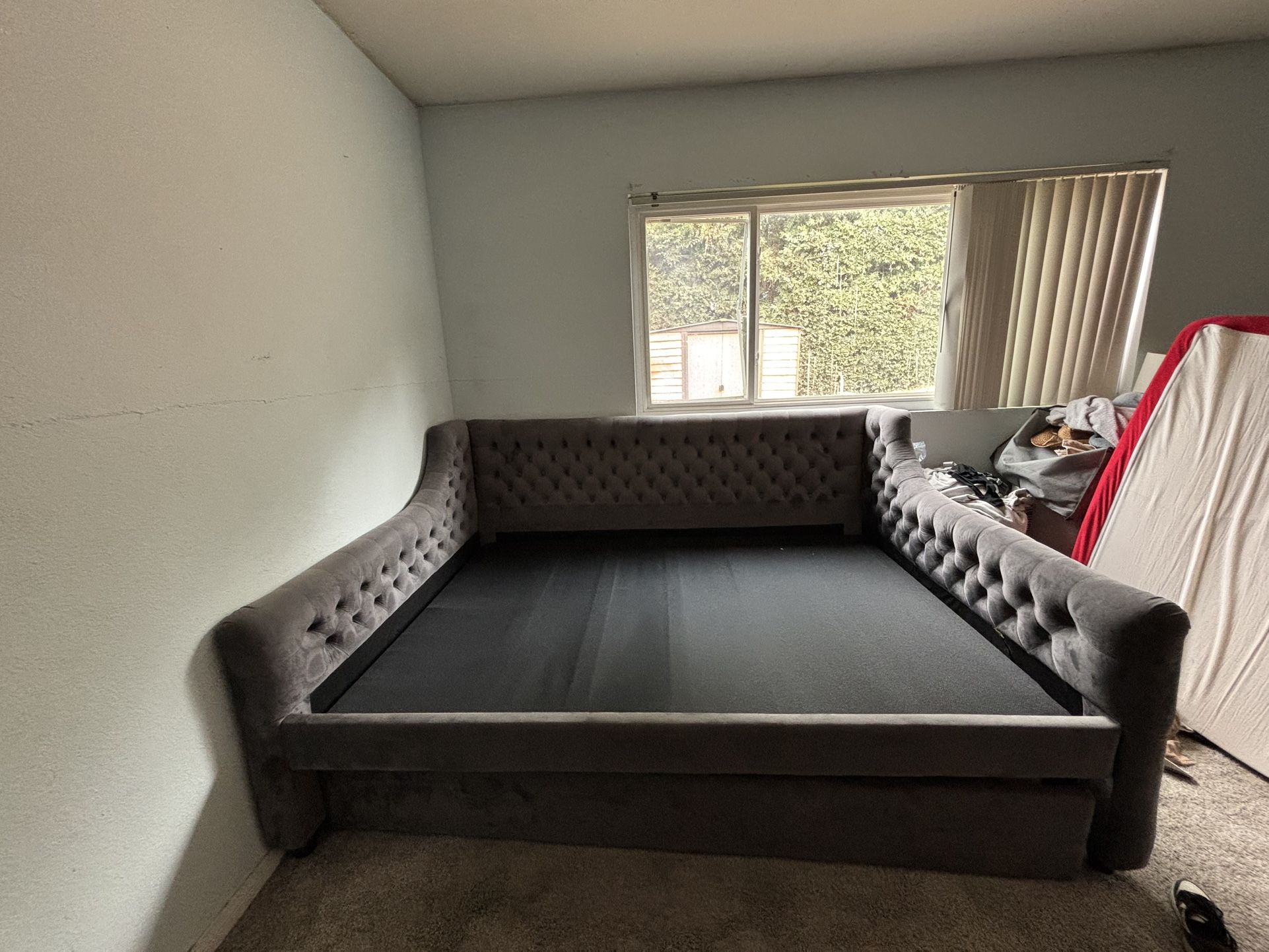 Day Bed