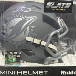 Signed Tyreek Hill Mini Helmet