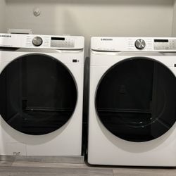 Samsung Washer & Dryer Set (LIKE NEW) – $900