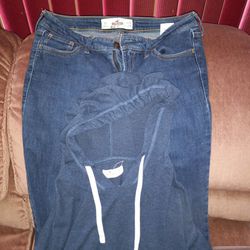 Hollister Jeans & Hoodie Shirt