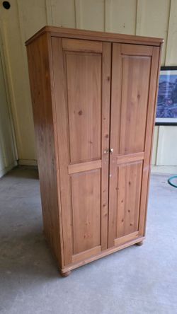 Stand alone Closet. Solid wood