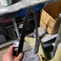 Tesla Model Y Rear Wheel Molding