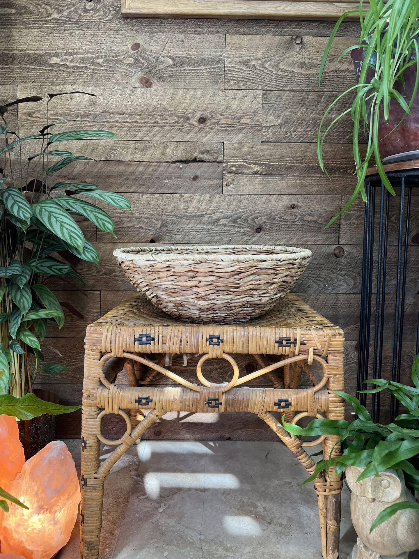 Large Round Seagrass Basket Bowl 14 in Plant Container Decor Accent Display Woven Wicker Rattan