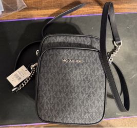 Michael Kors Jet Set Travel Medium Logo Crossbody Bag