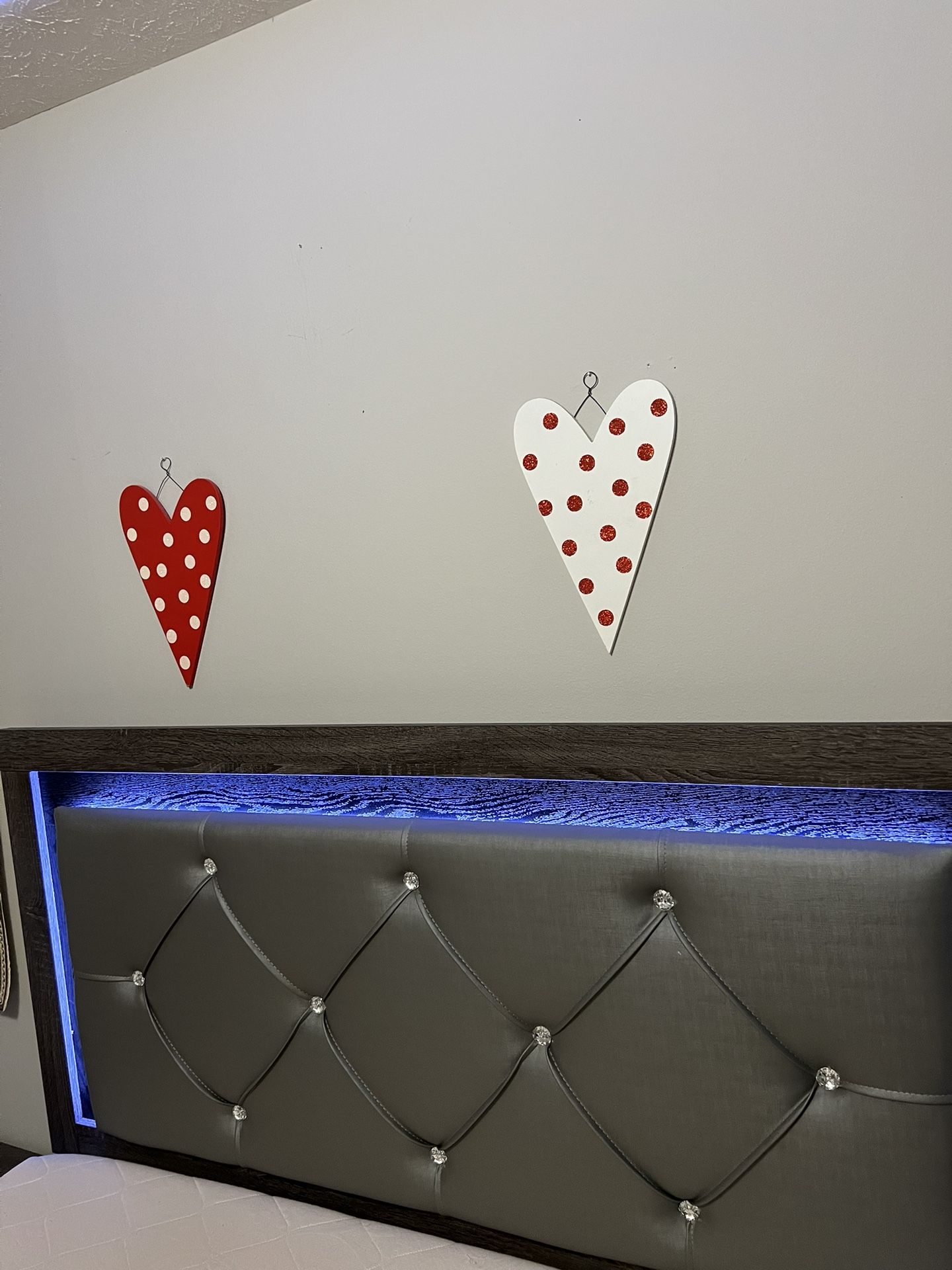 Queen Bedroom Set New And Mattress And Box Spring