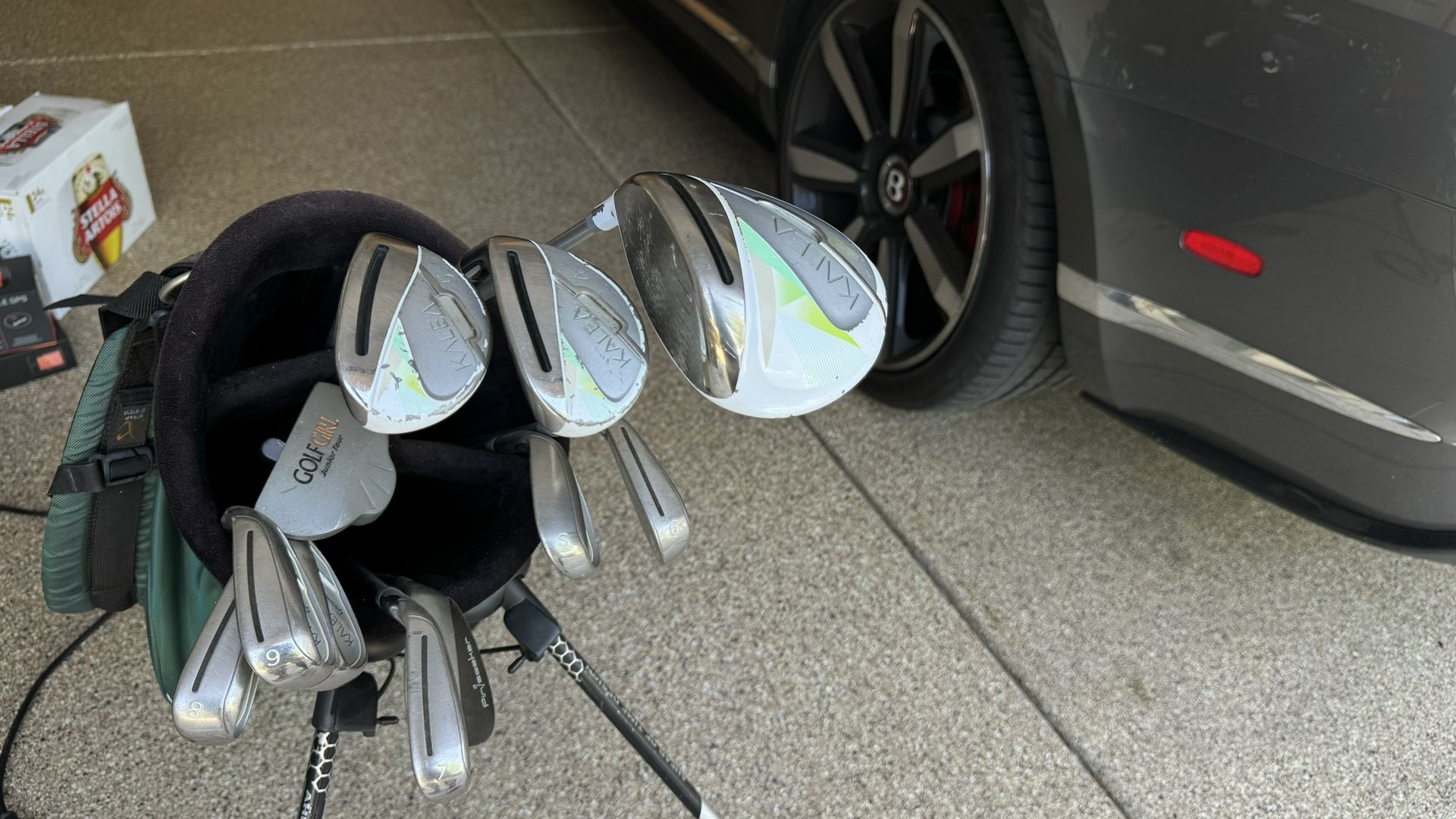 Girls Golf Club Set ( right Hander)- $990
