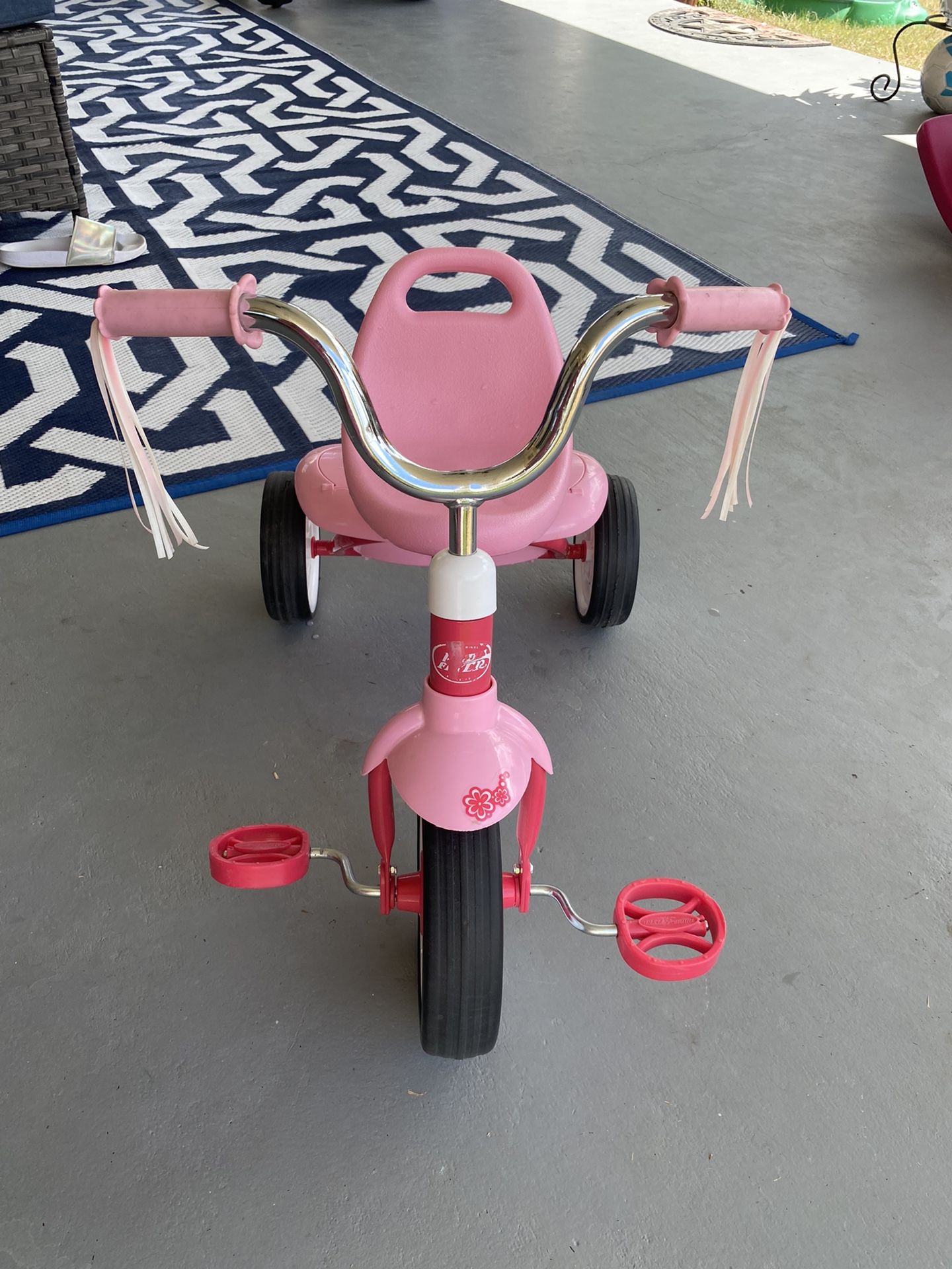 pink rider trike