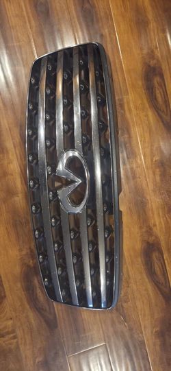 Infiniti Grill OEM - 2005 FX35