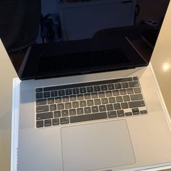 MacBook Pro 16” Locked