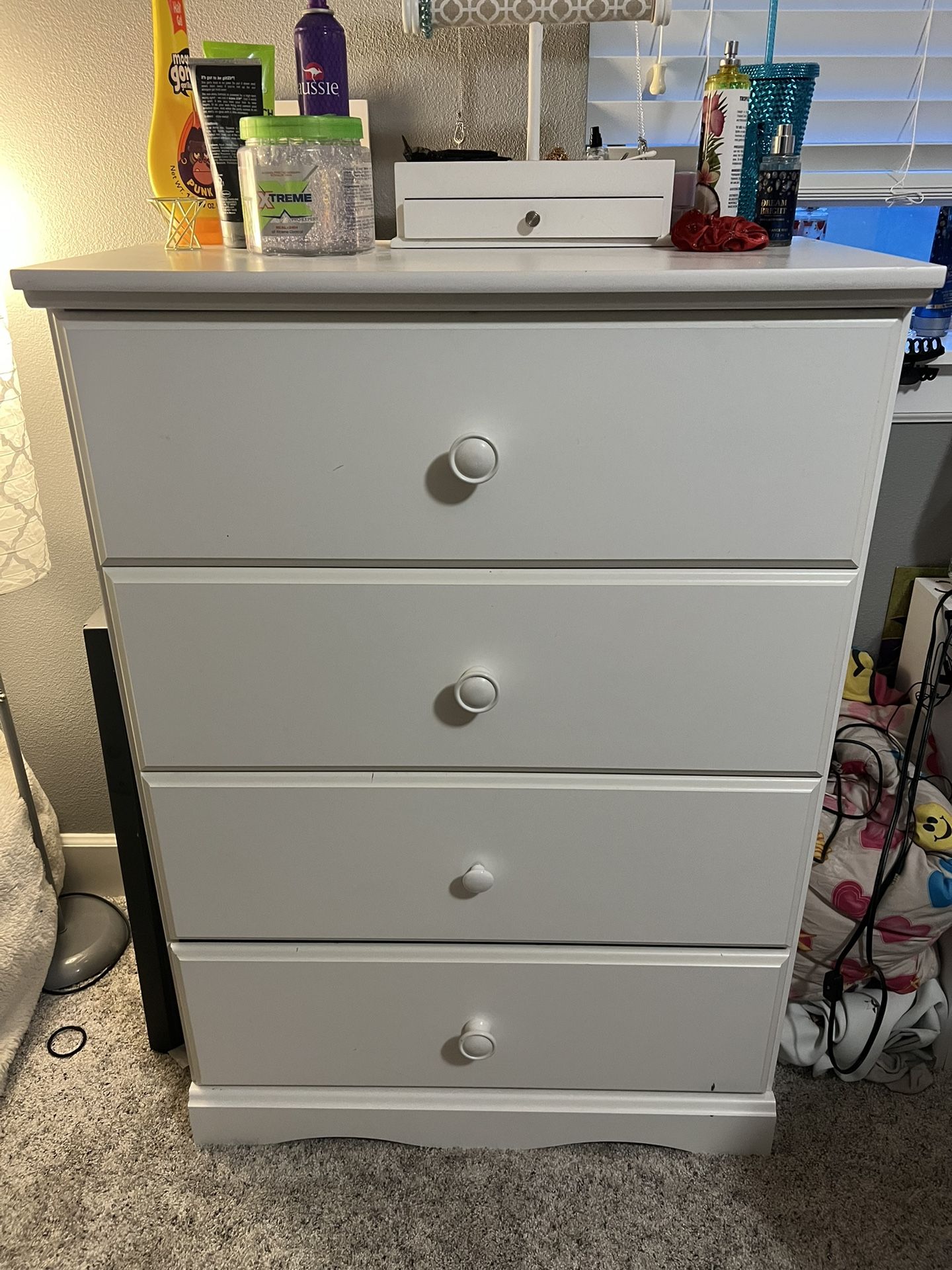 White Dresser for Sale in Spanaway, WA OfferUp