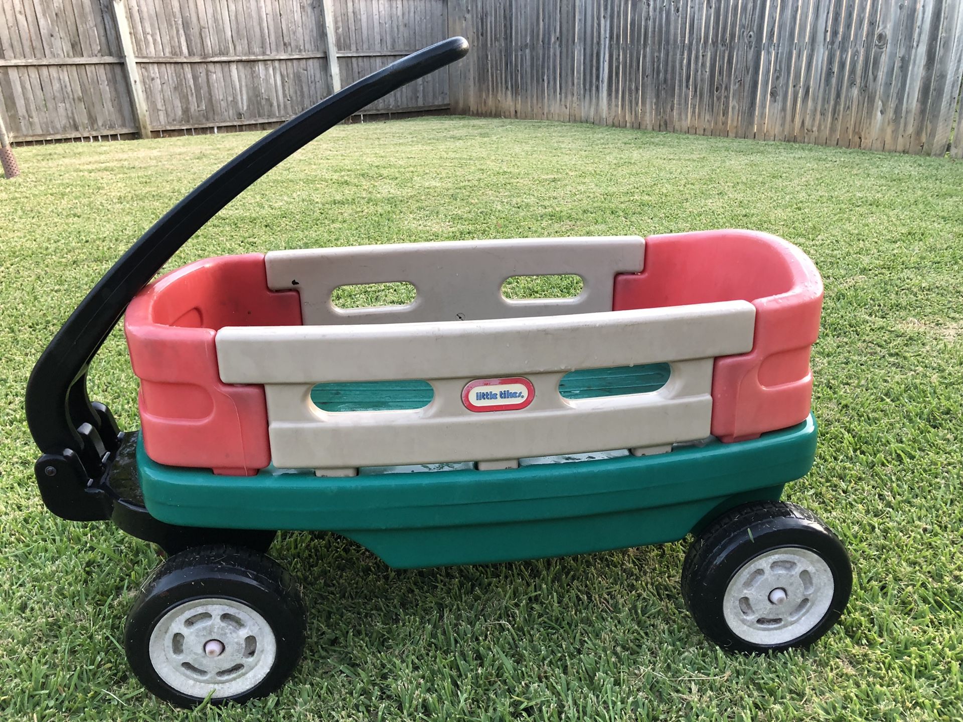 Little Tikes Wagon for Sale in Grapevine, TX OfferUp
