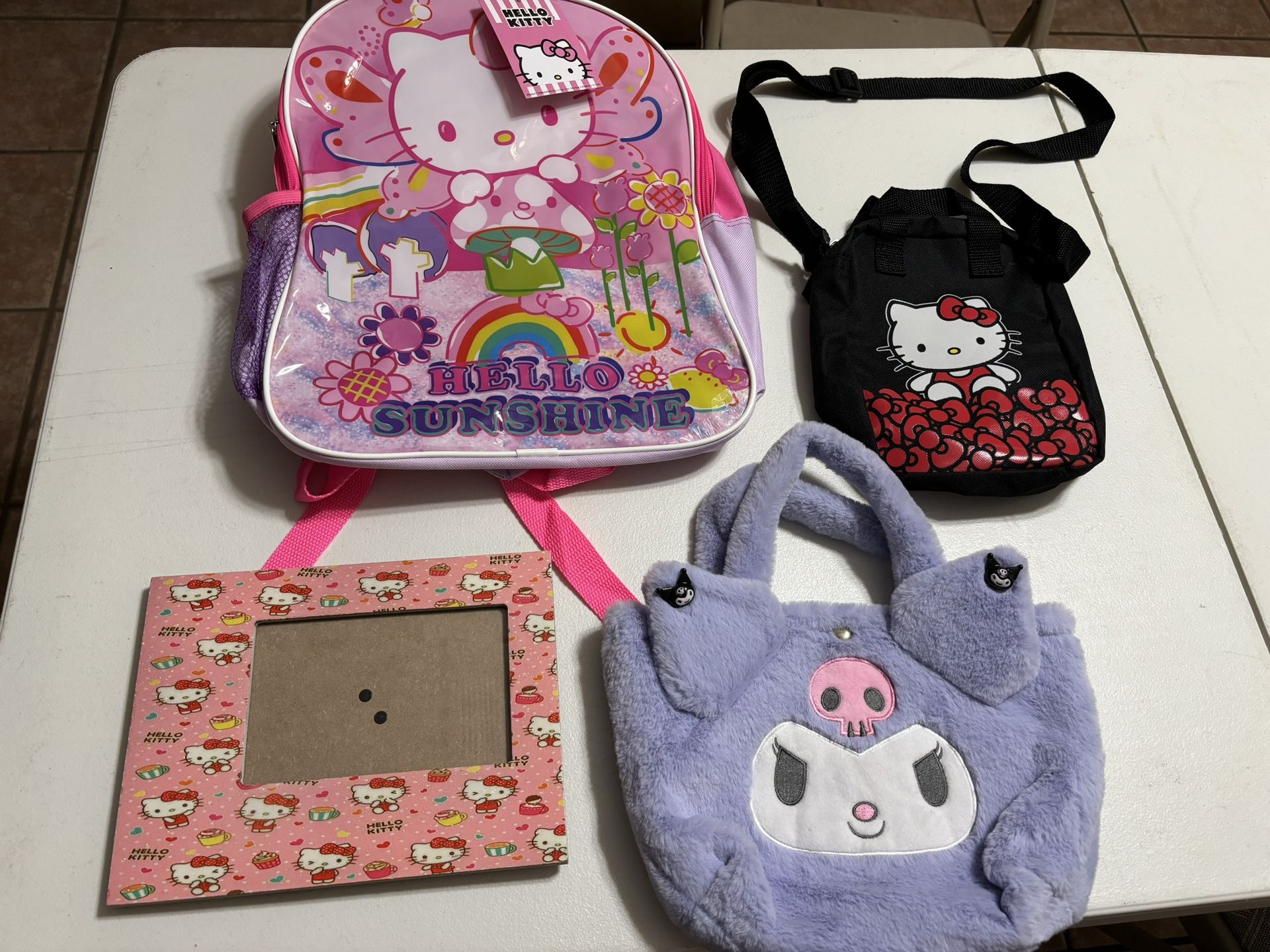 Bundle Hello Kitty Bags & Portrait ( Brand New)