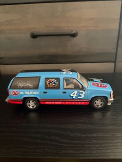 Dale Earnhardt Gm Goodwrench Suburban