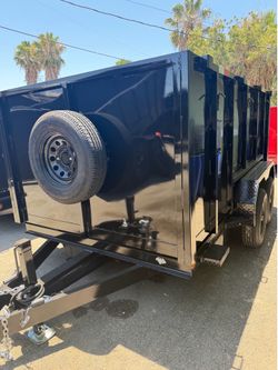 Smooth dump trailer