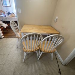 Solid Oak Table Kitchen Dinette, 3 Chairs Only