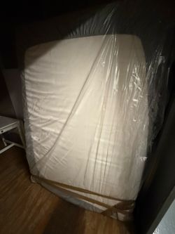Full size mattress