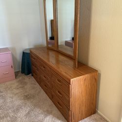 Wood Dresser With Mirror 