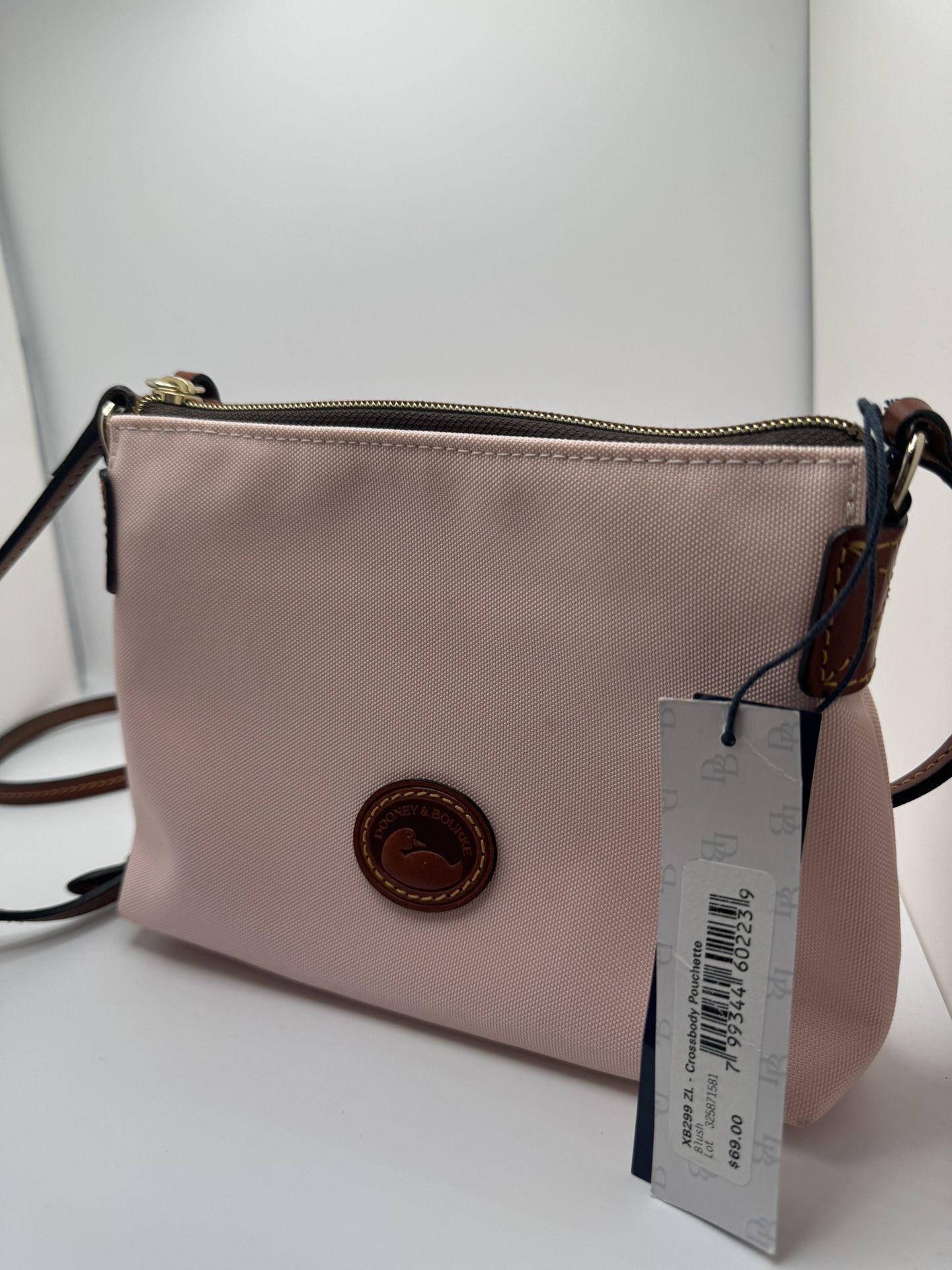 Dooney Bourke Womens Pouchette Pink Nylon Crossbody Bag Purse Small