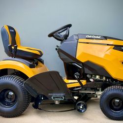 Brand new Cub Cadet XT1 Enduro LT 42 in. 547cc Engine with Intelli Power Hydrostatic Drive Gas Riding Lawn Tractor 
