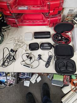 Wireless headphones