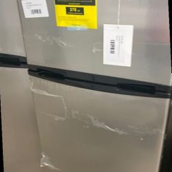 Thomson TFR725 mini fridge with freezer