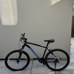DIAMONDBACK SORRENTO MOUNTAIN BIKE 27.5