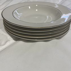 Vintage White China Dinner Plates 8” round 