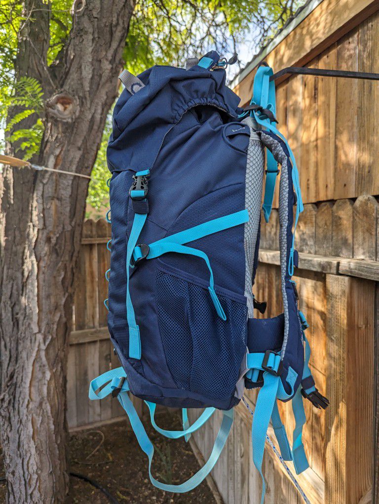 High Sierra Backpack. 30L