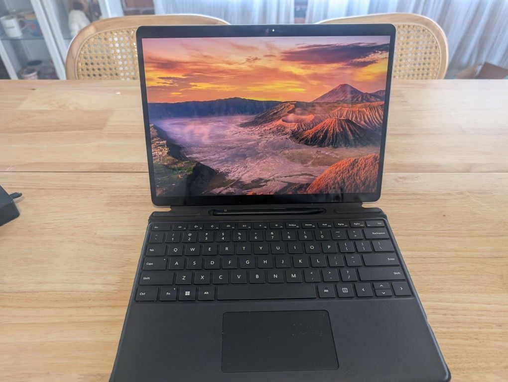 Surface Pro 8