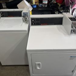 Speedqueen Coín Washer & Coín Gas Dryer 