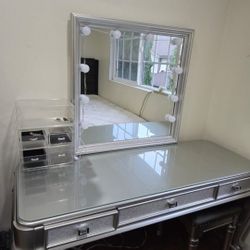 Vanity Mirror