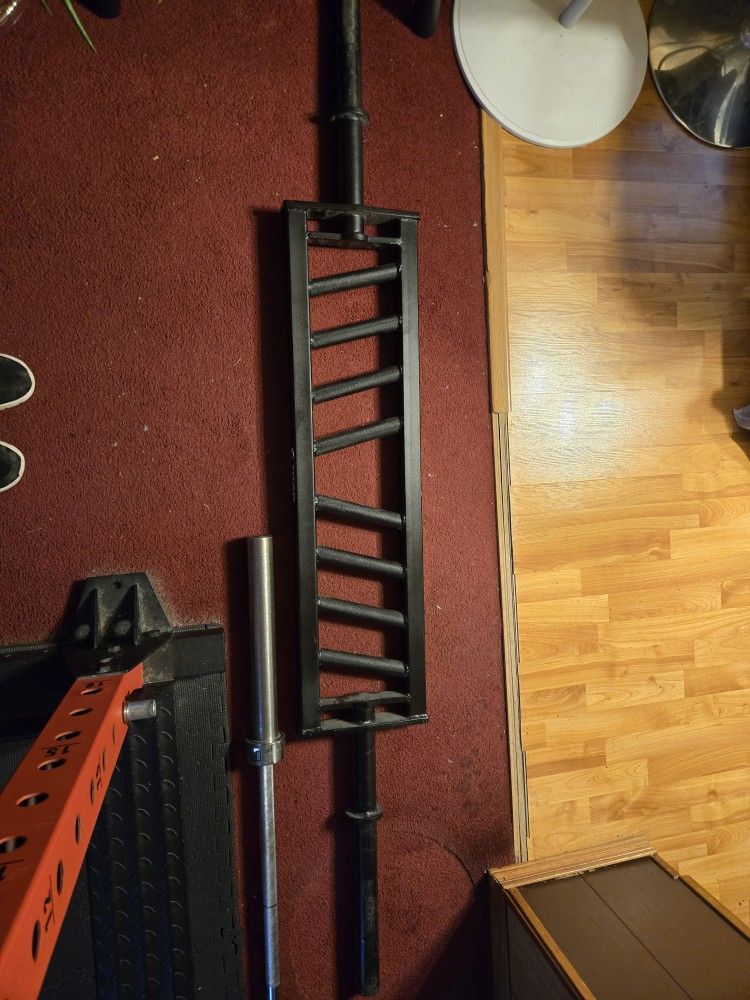 Titan Multi Angle Grip Barbell