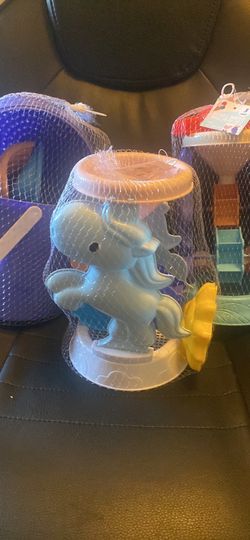 Sand and water toys