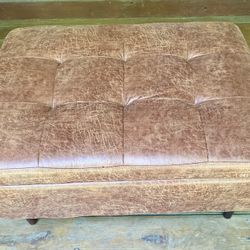 Large Storage Ottoman Leather Look Lift Top Coffee Table 
