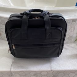 Kenneth Cole - Travel Roller Briefcase