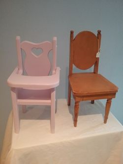 Doll chairs