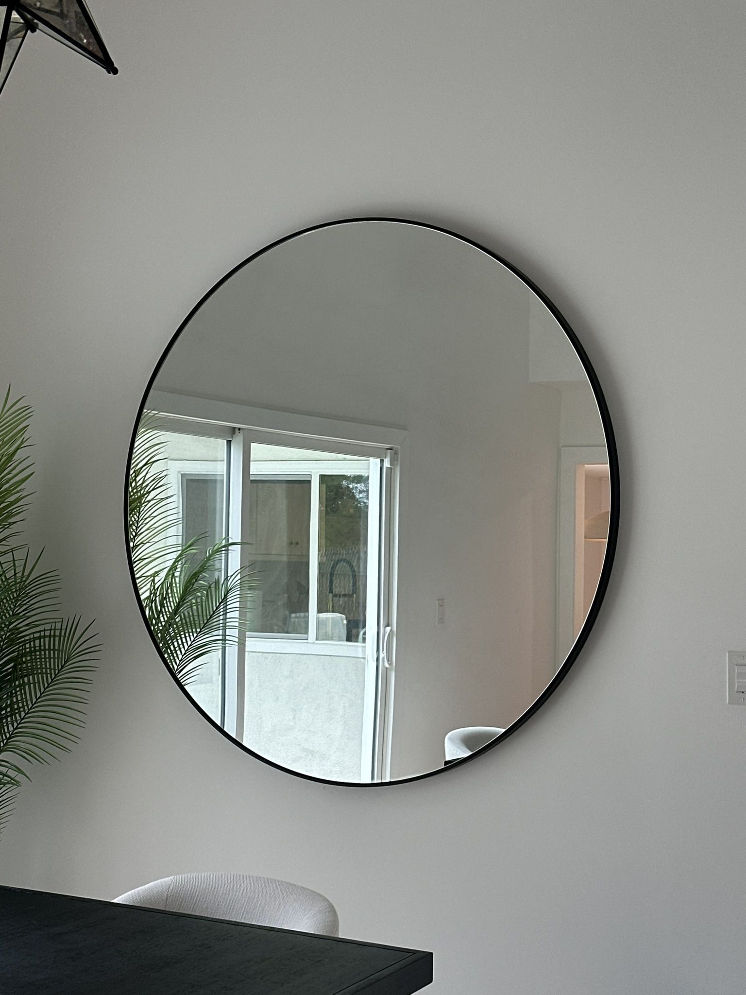 Round Mirror