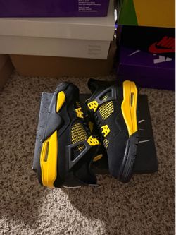 Jordan 4 Retro