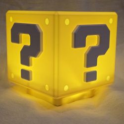 Nintendo Super Mario Bros Mini Question Block Night Light w/ Coin Sound - New!