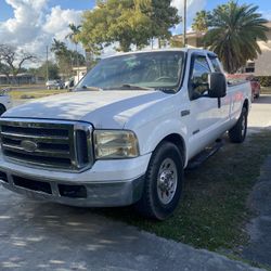 2005 Ford E-250